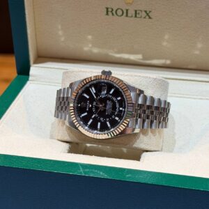NEW ROLEX SKY-DWELLER 336934 BLACK DIAL JUBILEE STAINLESS STEEL BRACELET WITH CERT YEAR 2026