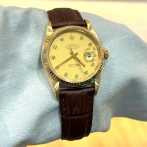 PRE-OWNED ROLEX 16018 DATEJUST-36 CHAMPAGNE DIAL LEATHER BRACELET WITH CERT YEAR 1986