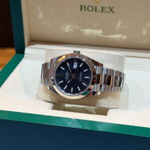 NEW ROLEX 126300 DATEJUST-41 SUNRAY BRIGHT BLUE INDEX DIAL OYSTER STAINLESS STEEL BRACELET WITH CERT YEAR 2026