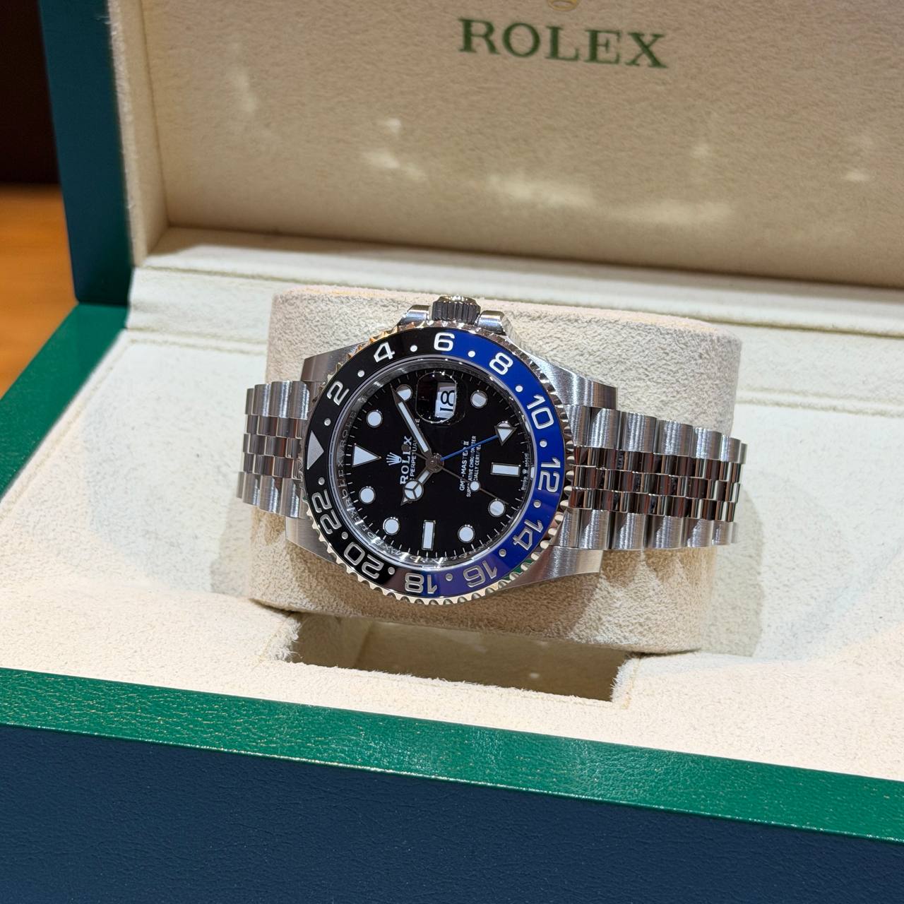 New 126710BLNR GMT-Master II Batgirl YR 2026-1