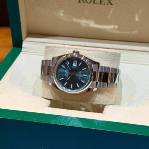 NEW ROLEX 126200 DATEJUST-36 MINT GREEN INDEX DIAL OYSTER STAINLESS STEEL BRACELET WITH CERT YEAR 2026