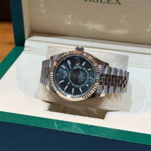 NEW ROLEX 336934 SKY-DWELLER MINT GREEN DIAL JUBILEE STAINLESS STEEL BRACELET WITH CERT YEAR 2026