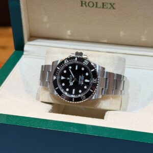 NEW ROLEX 124060 SUBMARINER NO DATE-41MM BLACK DIAL OYSTER STAINLESS STEEL BRACELET WITH CERT YEAR 2026