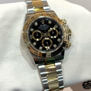 PRE-OWNED ROLEX 116503 DAYTONA COSMOGRAPH BLACK DIAL OYSTER YG STAINLESS STEEL WITH CERT YEAR 2022